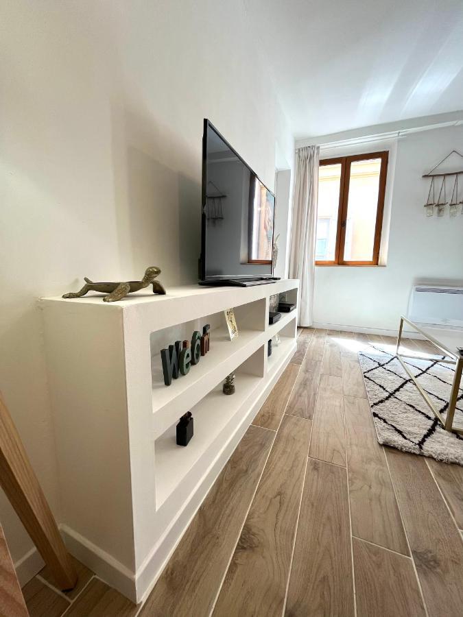 Nuit Bleue - A Pied ! Apartment *